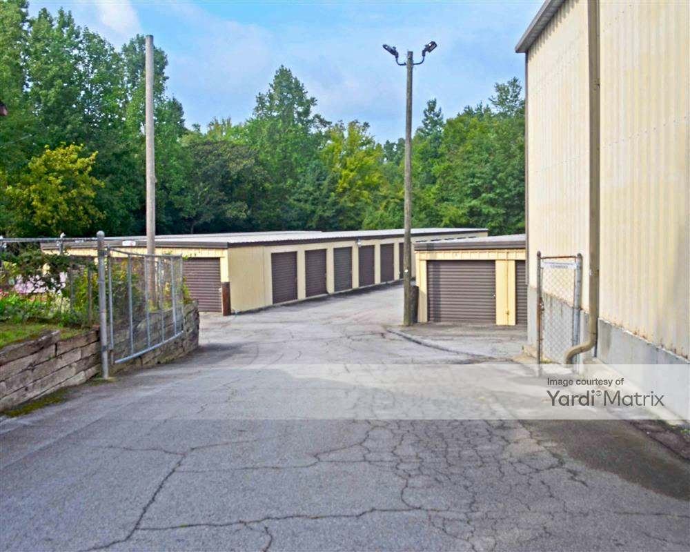 Sweetwater Storage 6869 South Sweetwater Road, Lithia Springs RentCafe